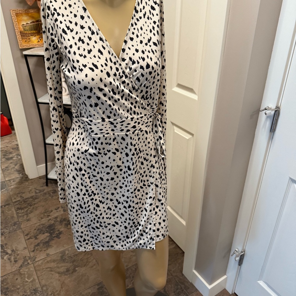 Elegant Black and White Wrap Dress